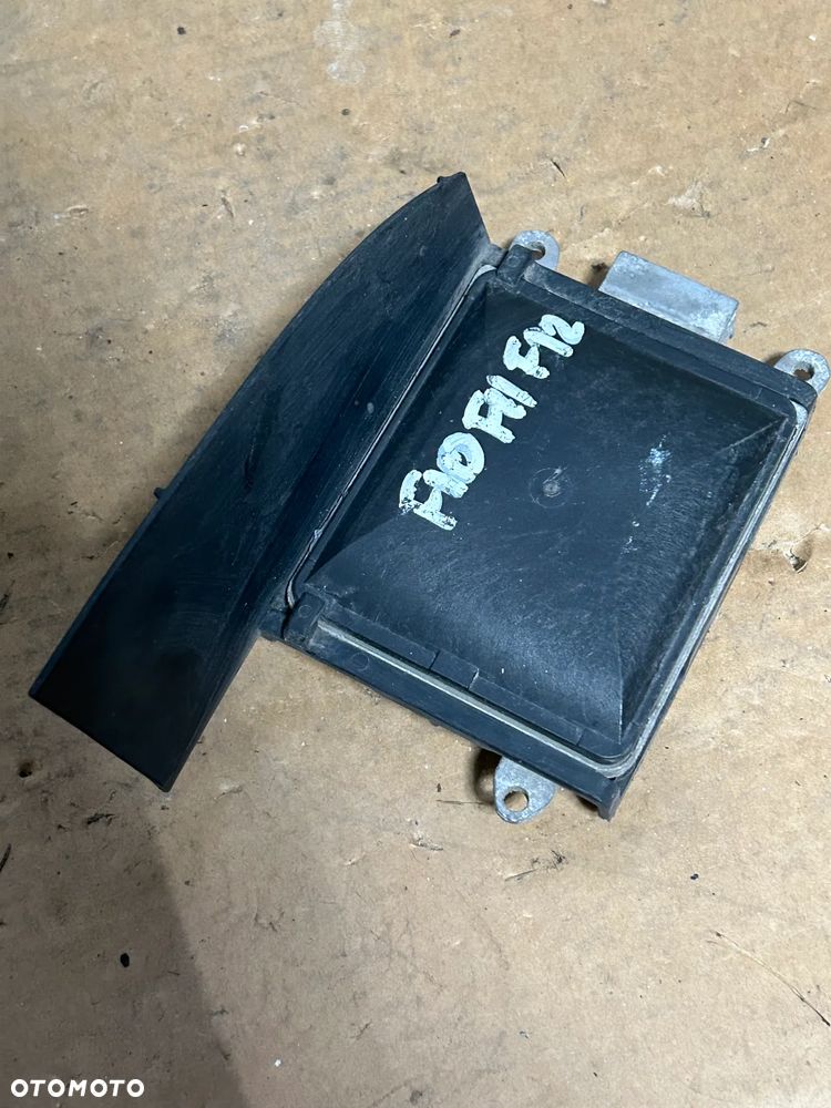 RADAR CZUJNIK ZMIANY PASA RUCHU BMW F10 F11 F12 6851150 - 1