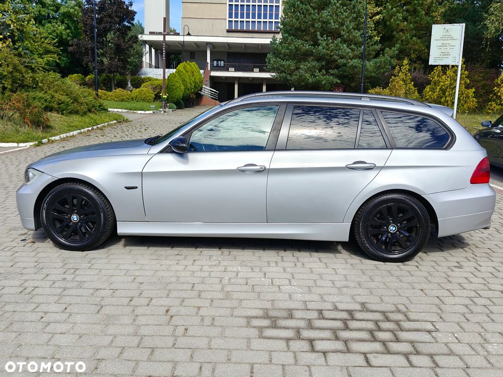 BMW Seria 3 318d DPF - 19