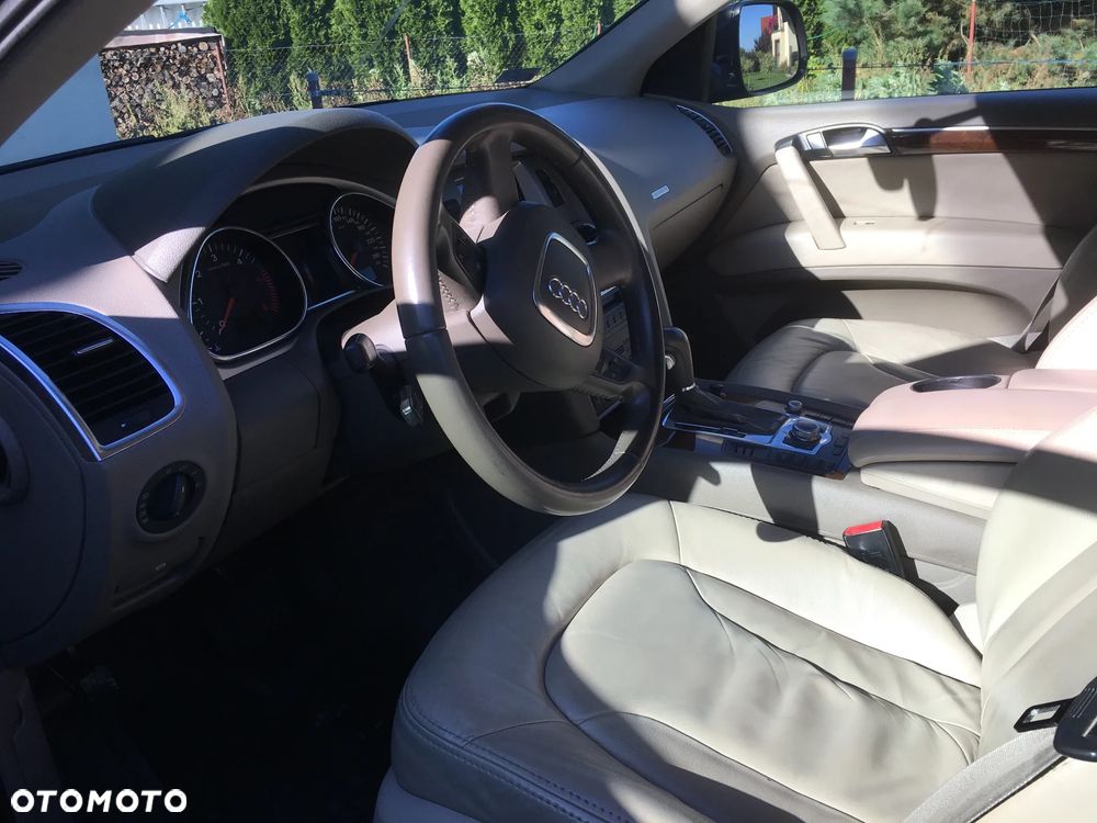 Audi Q7 - 6