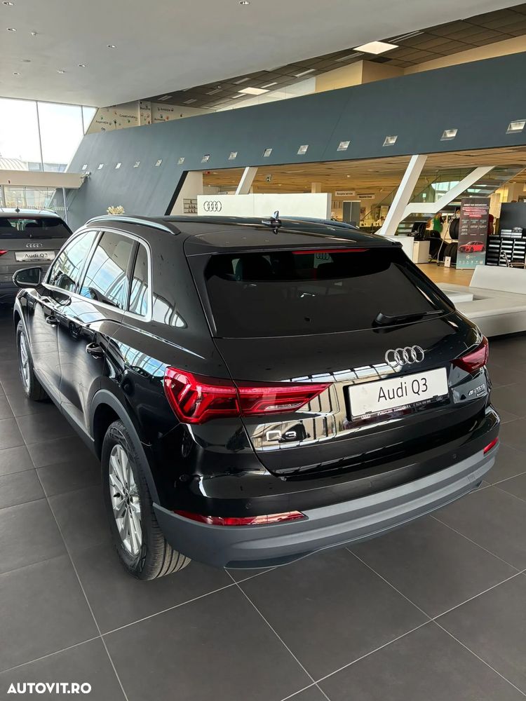 Audi Q3 2.0 40 TFSI S tronic quattro S Line - 3