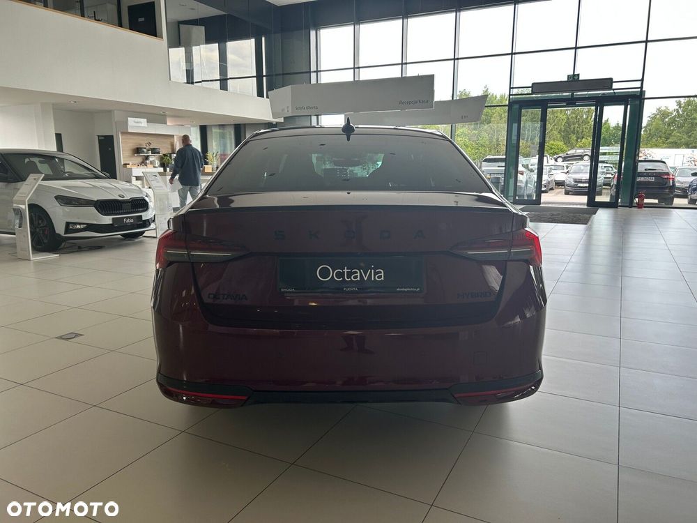 Skoda Octavia 1.5 TSI mHEV Sportline DSG - 10