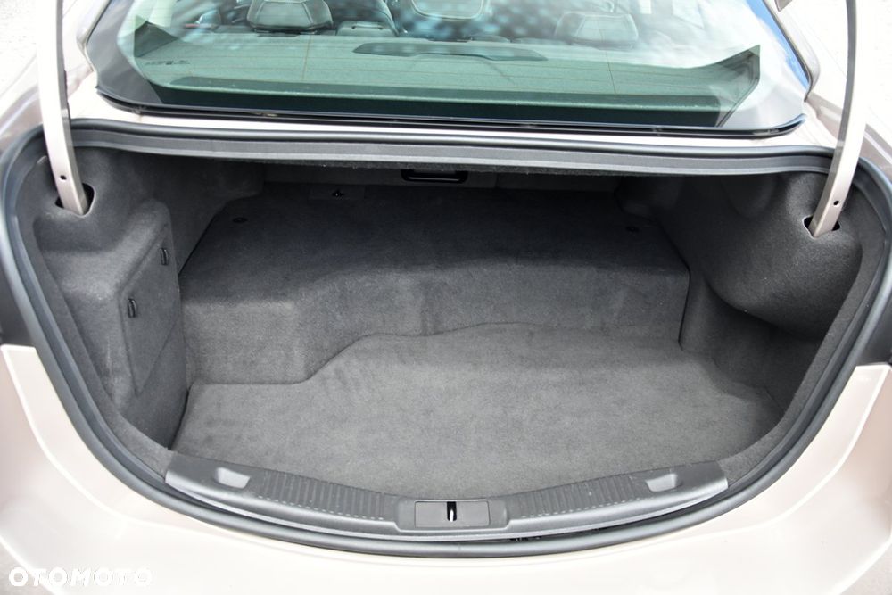 Ford Mondeo 2.0 Start-Stopp CVT Vignale - 25