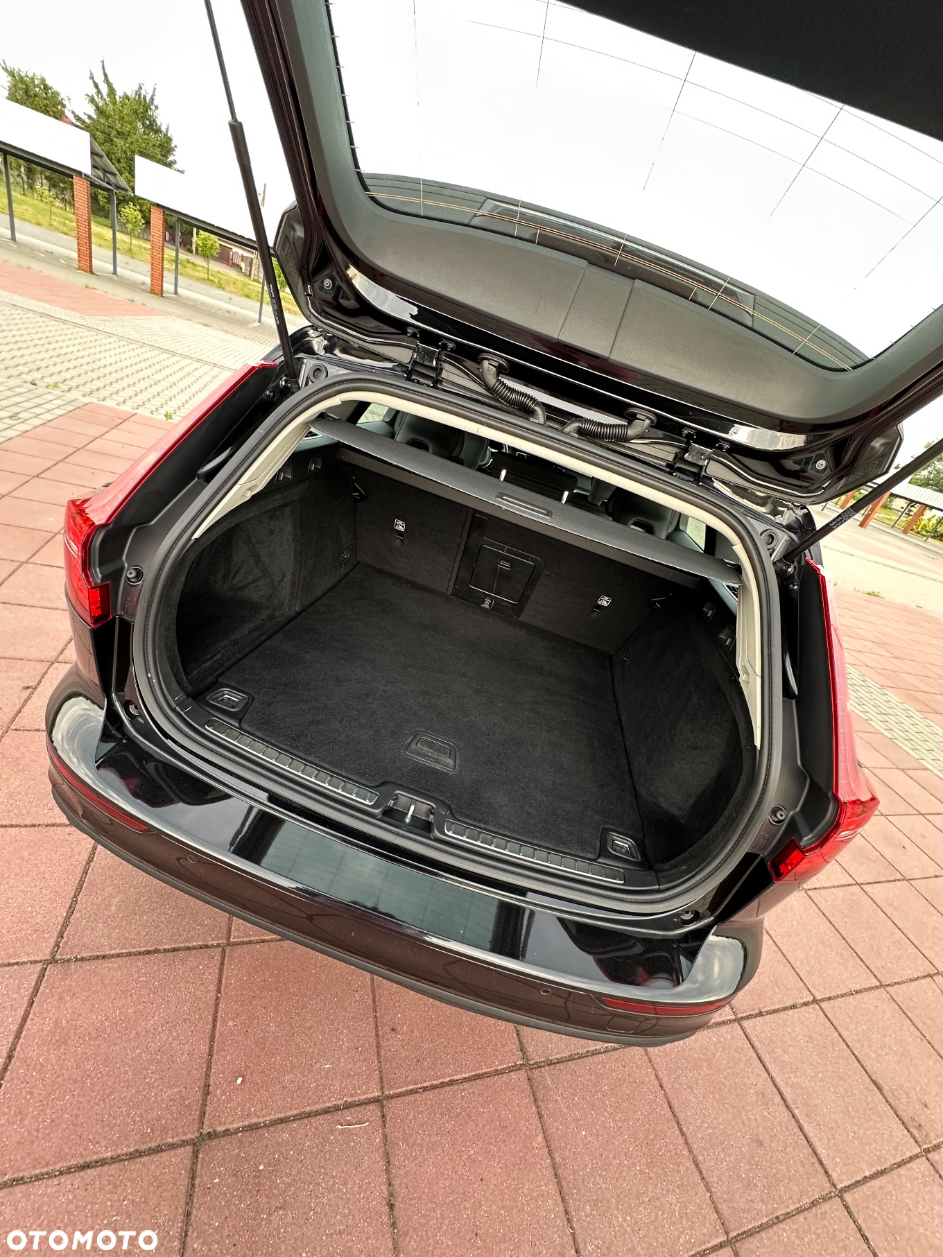 Volvo V60 B3 B DKG Core - 11
