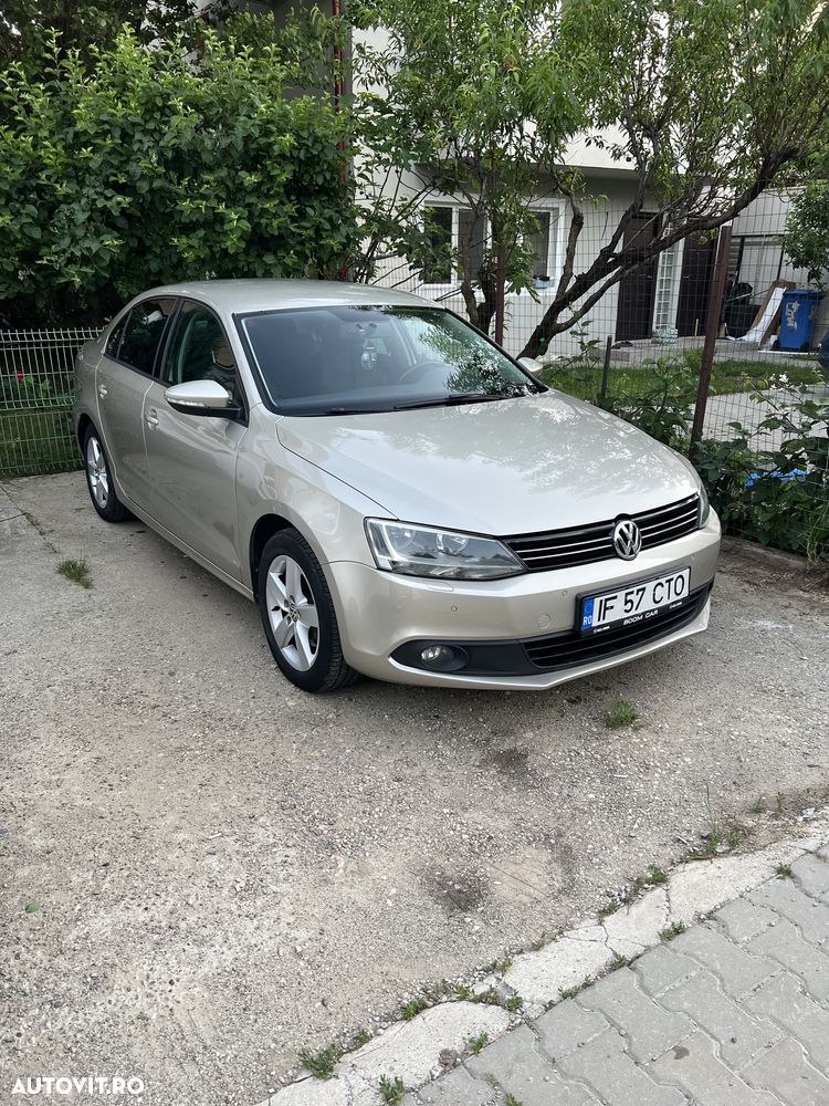 Volkswagen Jetta 1.6 TDI CR DPF DSG Comfortline - 2
