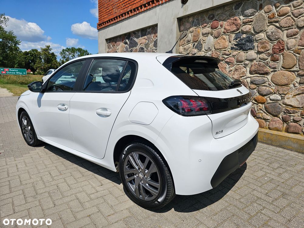 Peugeot 208 PureTech 100 Style - 4