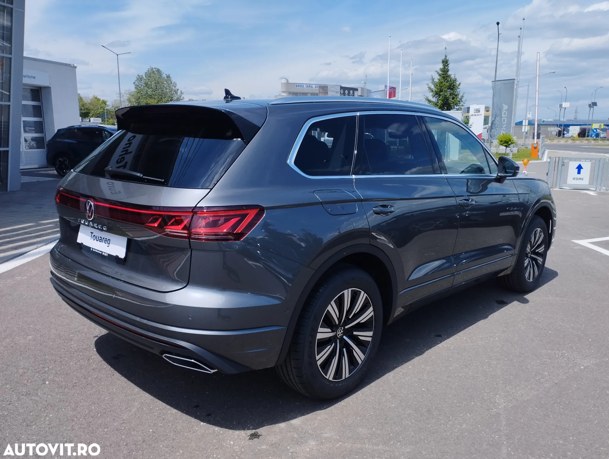 Volkswagen Touareg V6 TDI 4MOTION Elegance - 10