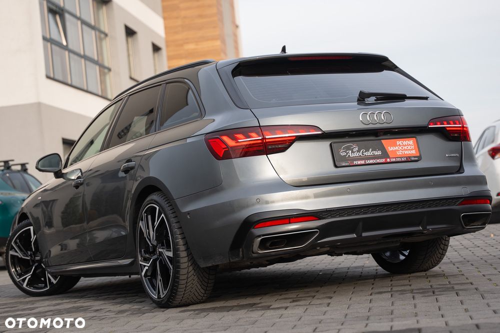 Audi A4 Avant 40 TFSI quattro S tronic - 16