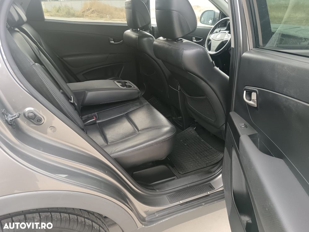 SsangYong Korando 2.0 E-XDI DPF 2WD Crystal - 12