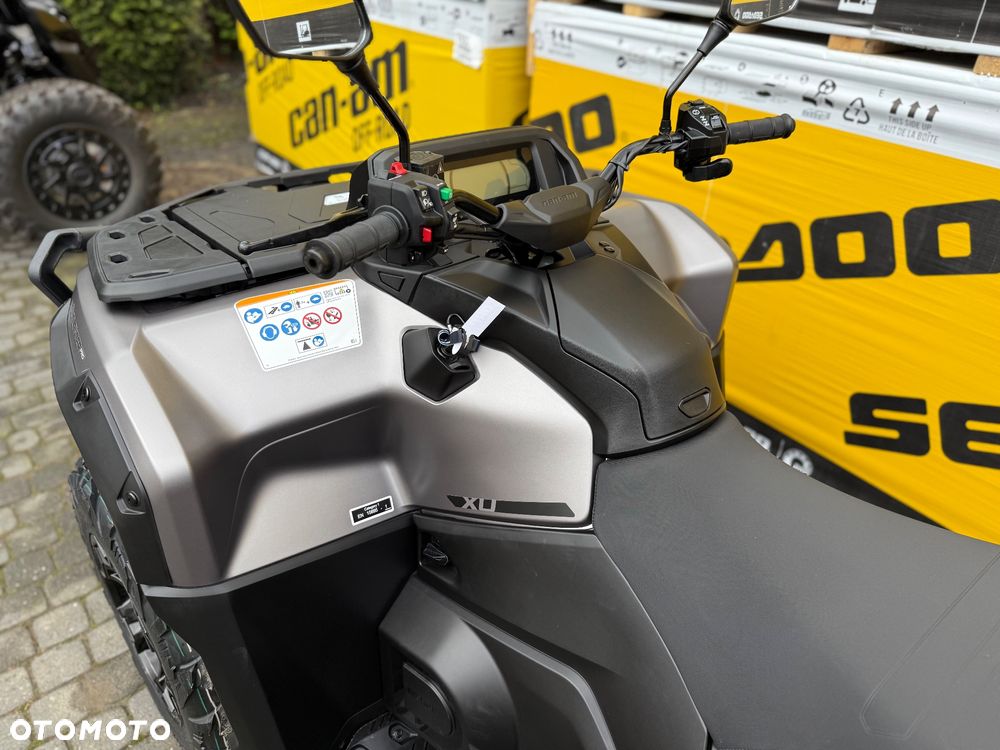 Can-Am Outlander Max - 12
