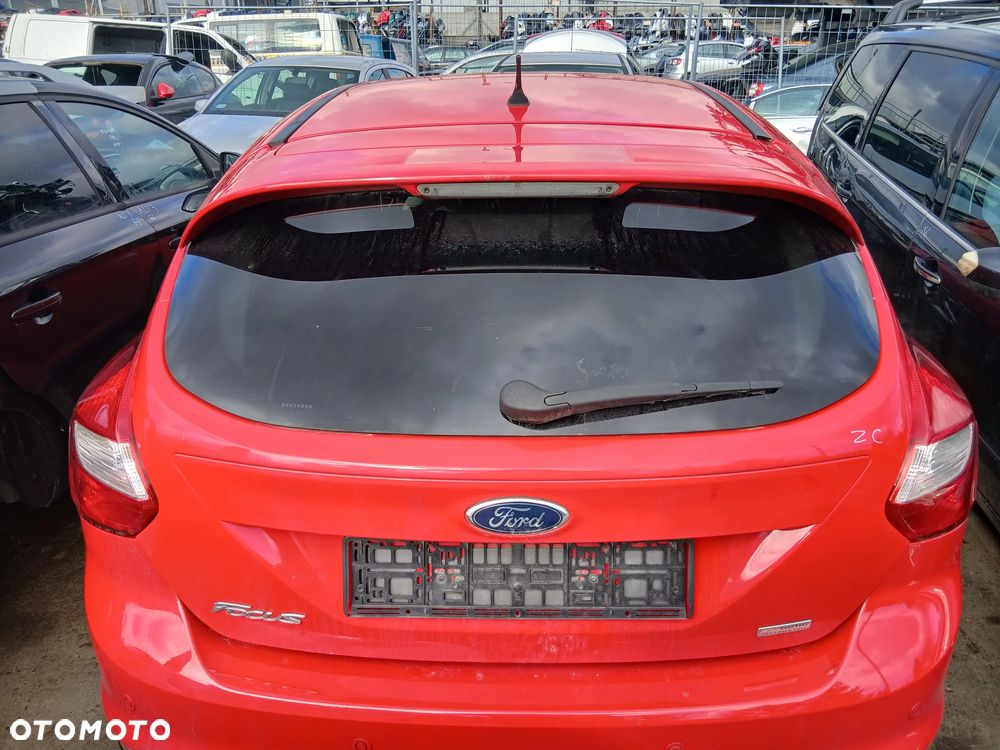 Ford Focus Mk3 HB Klapa Bagażnika Tył Tylna Kolor ZC Czerwony - 2