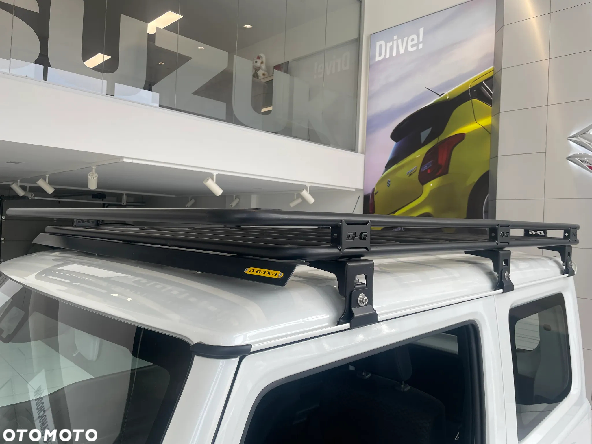Suzuki Jimny 1.5 Pro - 12