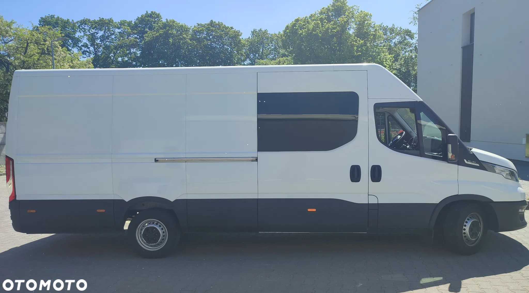 Iveco BRYGADA Daily 35S16A8V Hi Matic zarejestrowany 7 MIEJSC - 5