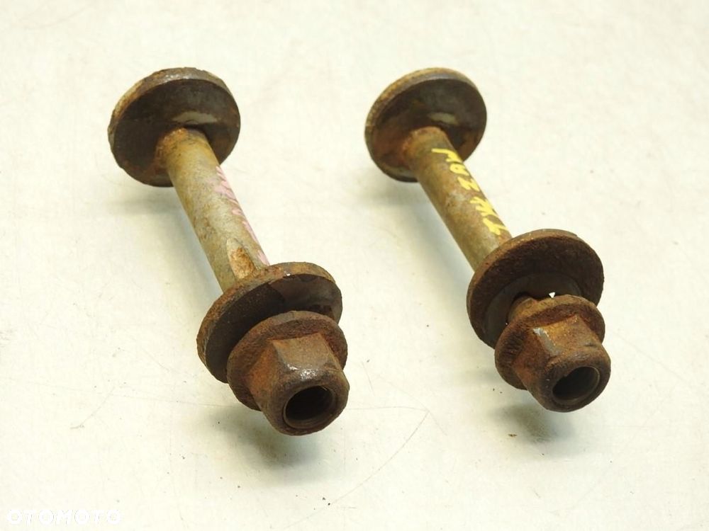 ŚRUBA MIMOŚRODOWA VOLVO V60 - 3