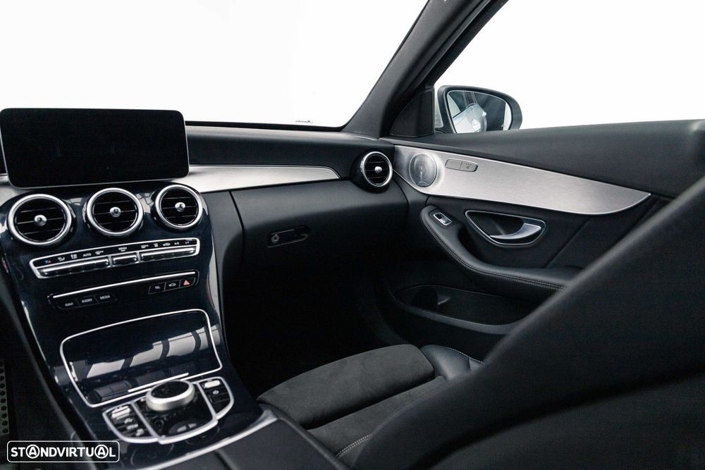 Mercedes-Benz C 300 e AMG Line - 10