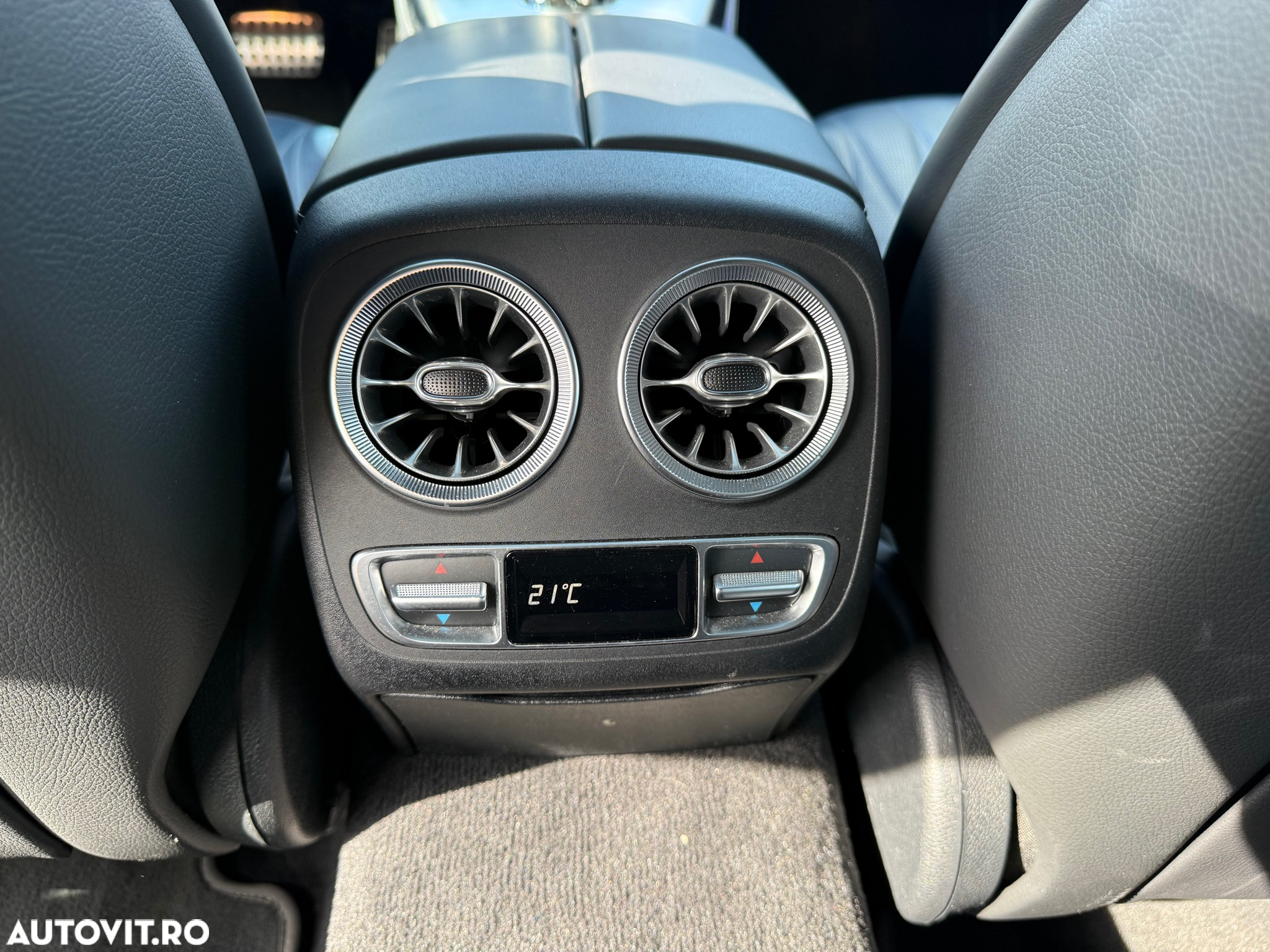 Mercedes-Benz AMG GT 53 4Matic+ Coupe Speedshift TCT 9G - 11