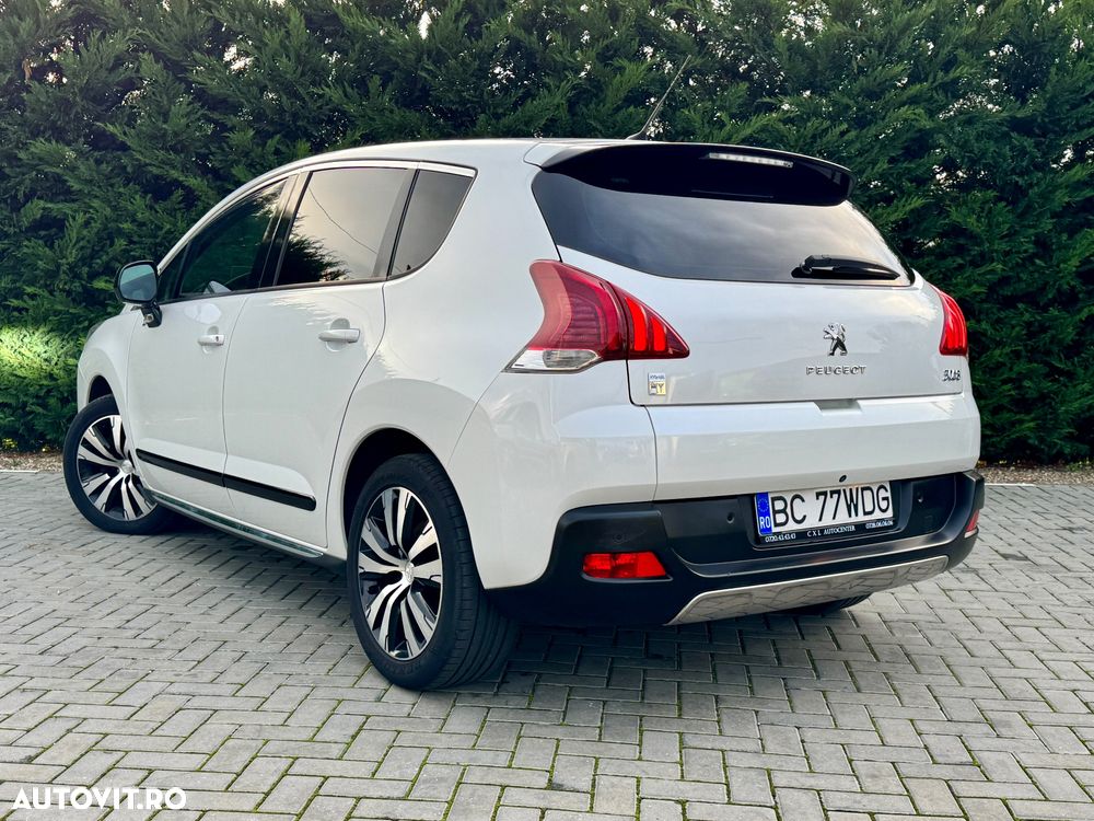 Peugeot 3008 Hybrid4 - 3