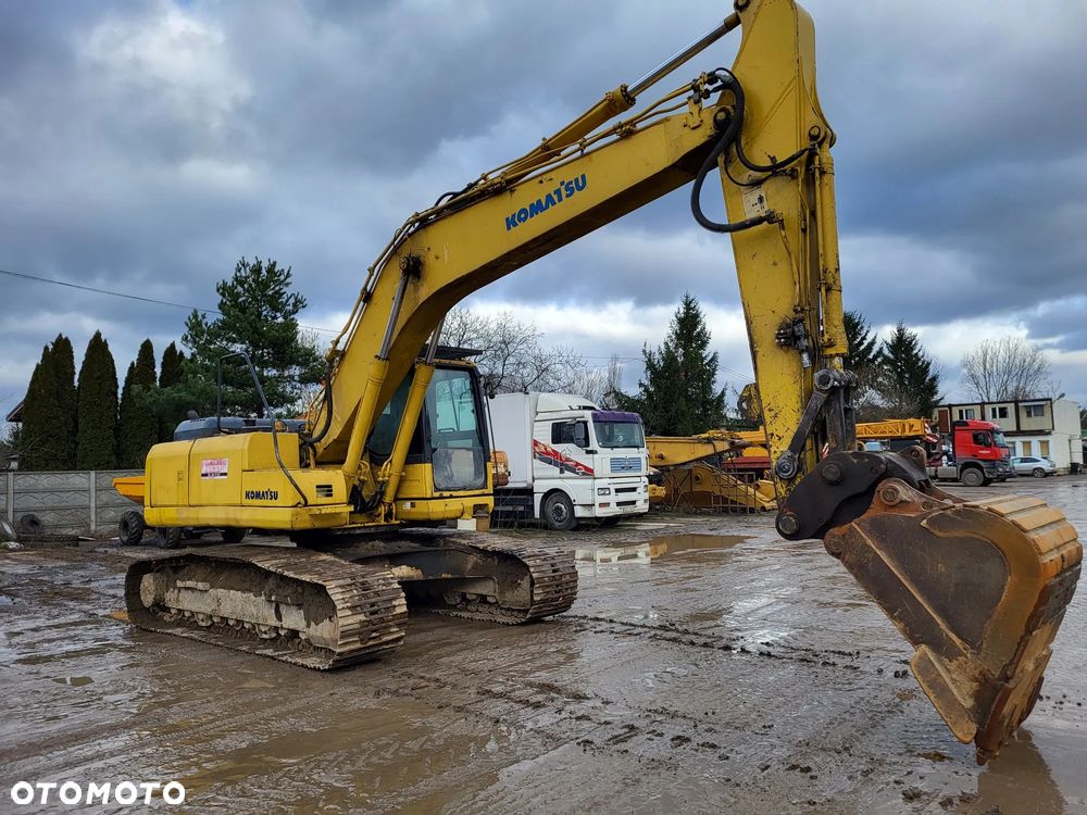 Komatsu 210-LC8 - 3