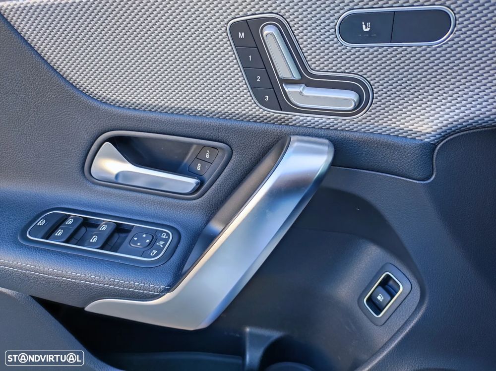 Mercedes-Benz A 250 Limousine e 8G-DCT Progressive - 16