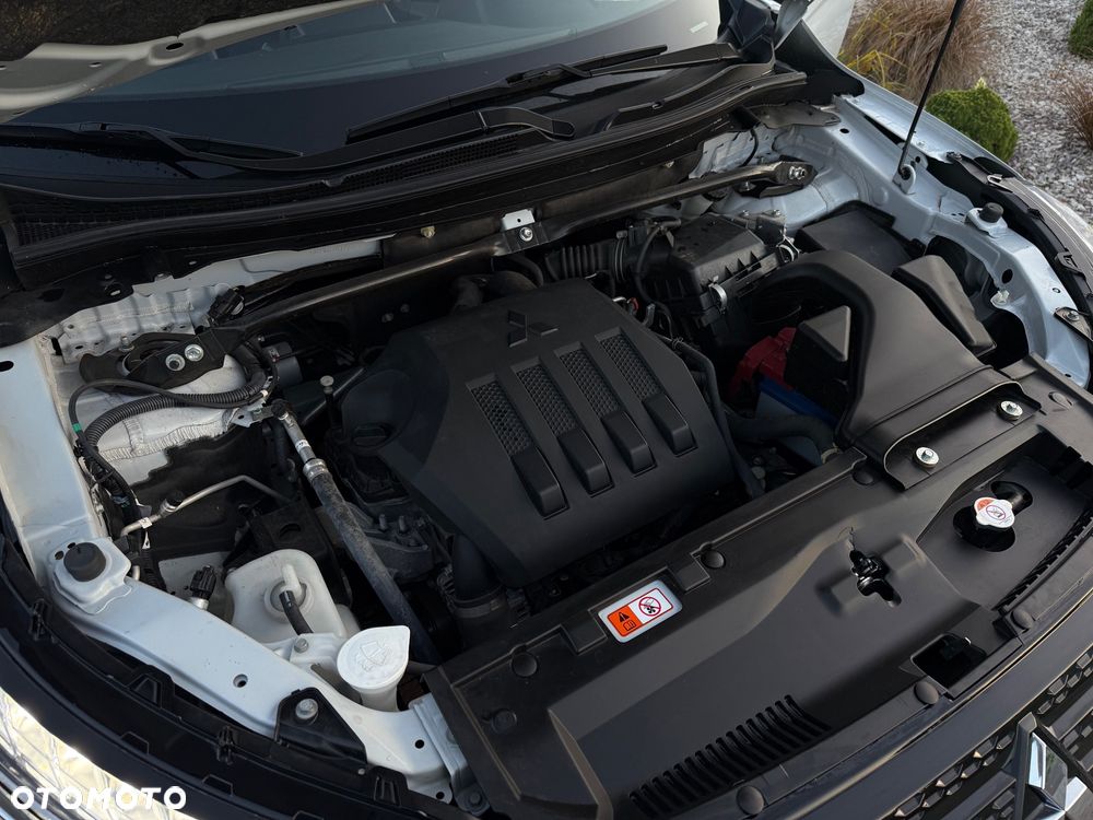 Mitsubishi Eclipse Cross - 33