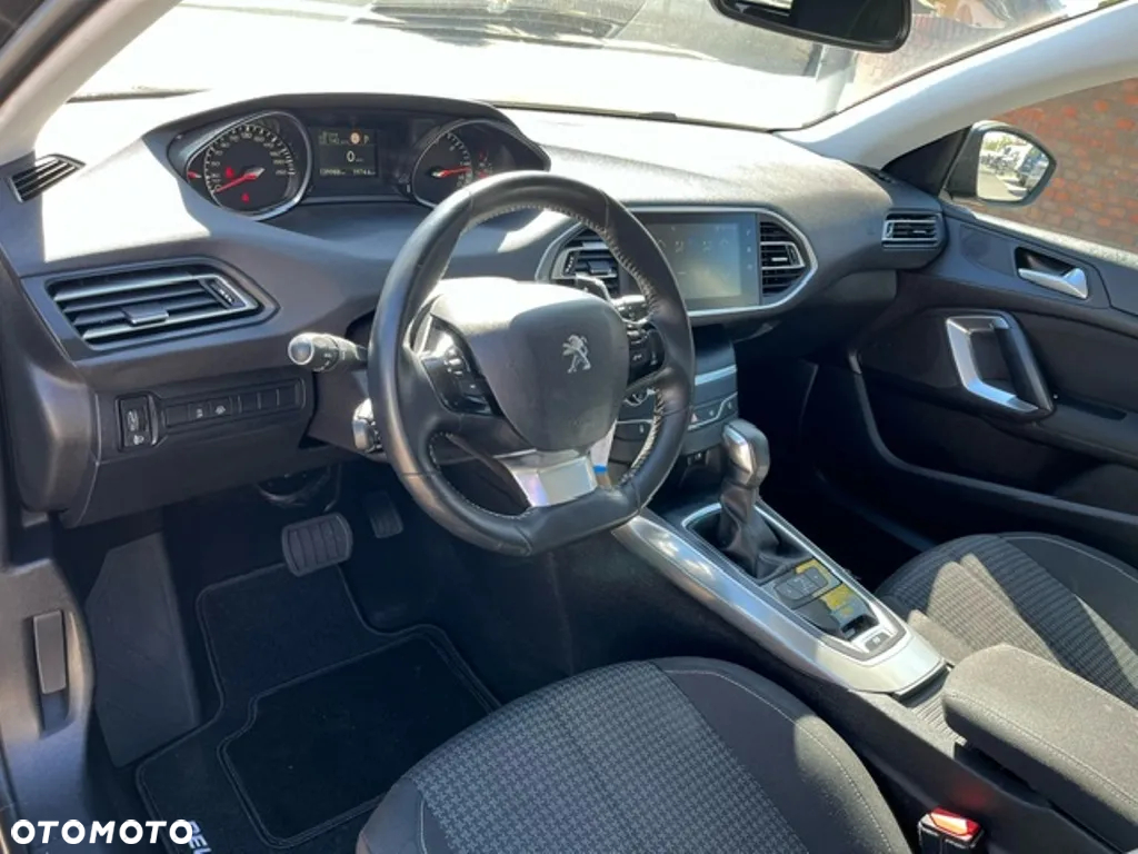 Peugeot 308 1.5 BlueHDi Active S&S EAT6 - 7