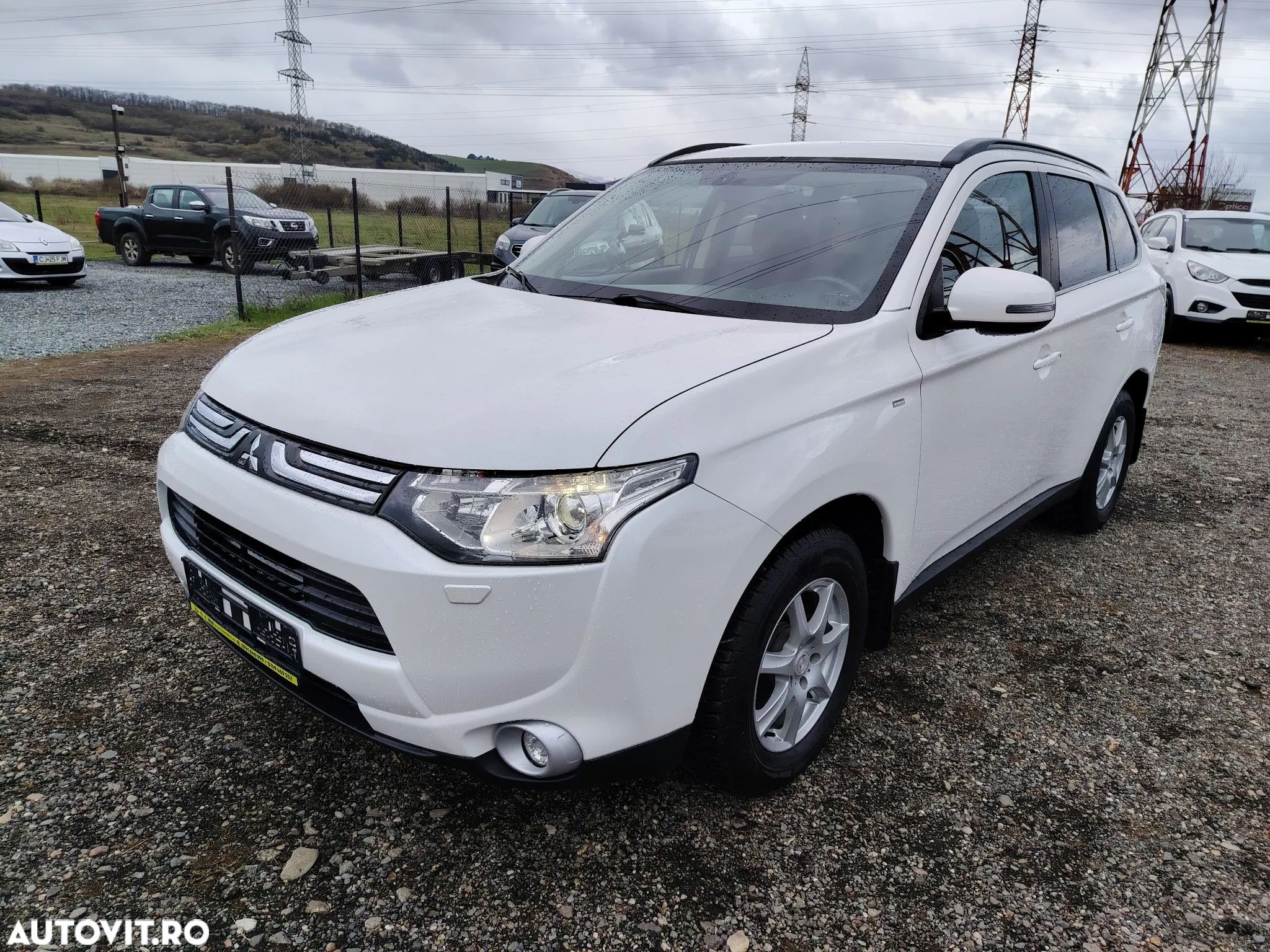 Mitsubishi Outlander 2.2 DI-D 4WD Automatik Diamant Edition - 1