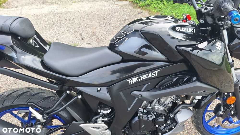 Suzuki GSX - 8