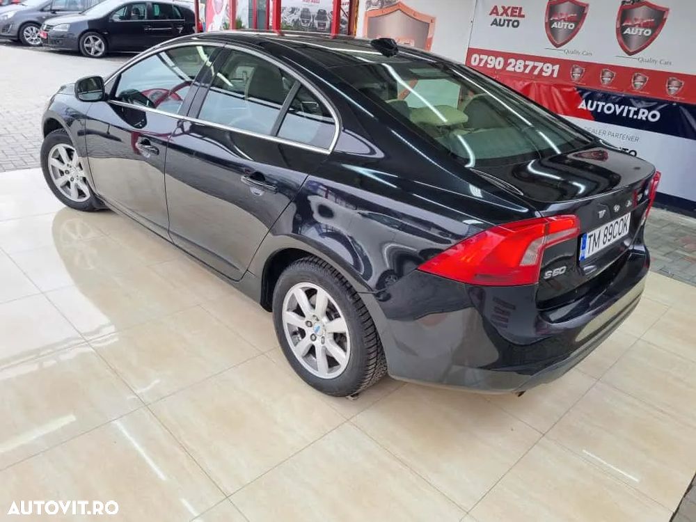 Volvo S60 - 4