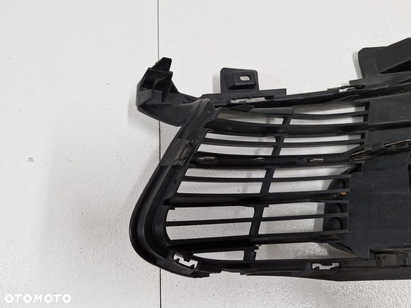 PEUGEOT 308 2 II T9 KRATKA ZDERZAKA ATRAPA CHROM PRAWY PRZÓD PRAWA 99894480 - 6