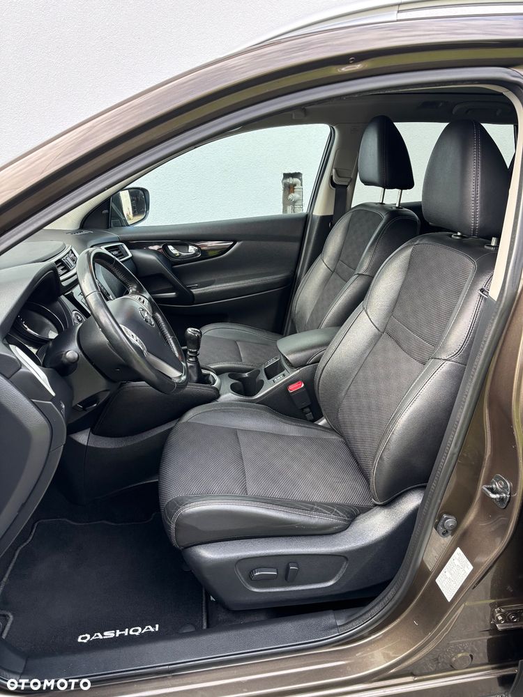 Nissan Qashqai 1.6 DIG-T Tekna+ - 6