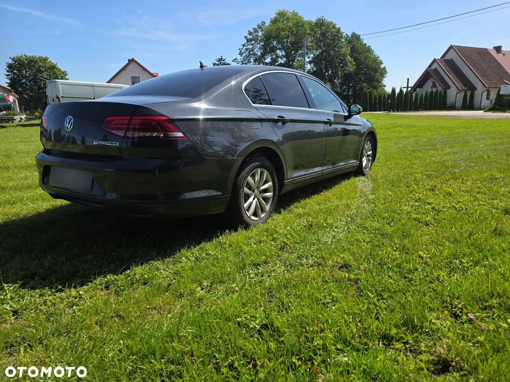 Volkswagen Passat 2.0 TDI BMT Comfortline DSG - 4