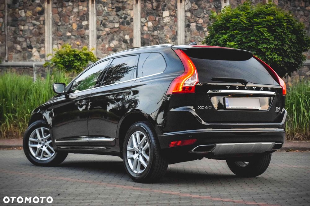 Volvo XC 60 D4 AWD Summum - 6