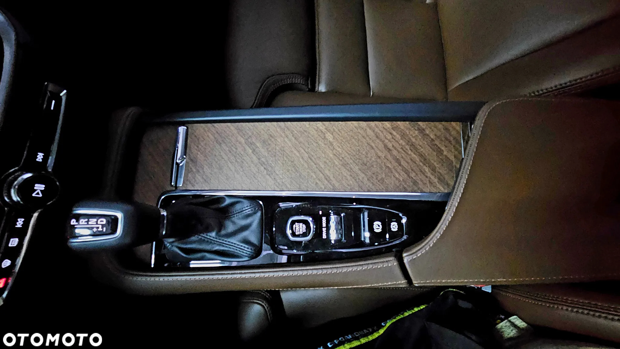 Volvo V90 T6 AWD Inscription - 17