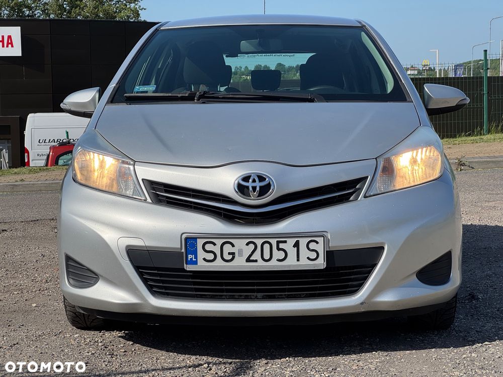 Toyota Yaris 1.4 D-4D Premium - 11
