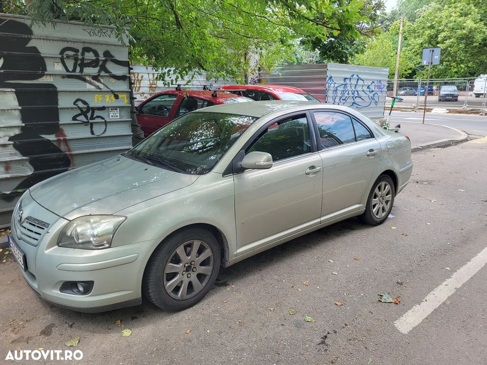 Toyota Avensis 2.0 D-4D Executive - 6