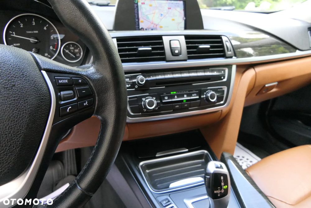 BMW Seria 3 320d Efficient Dynamics Luxury Line - 18