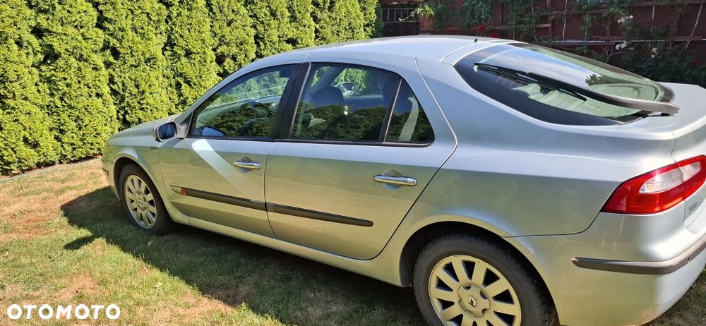 Renault Laguna - 3