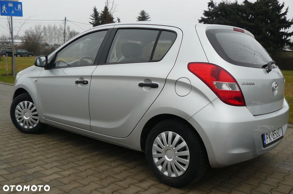 Hyundai i20 - 10