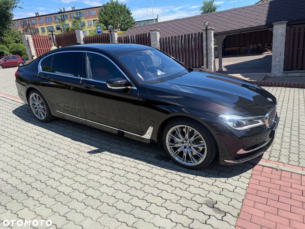 BMW Seria 7 750Li xDrive - 4