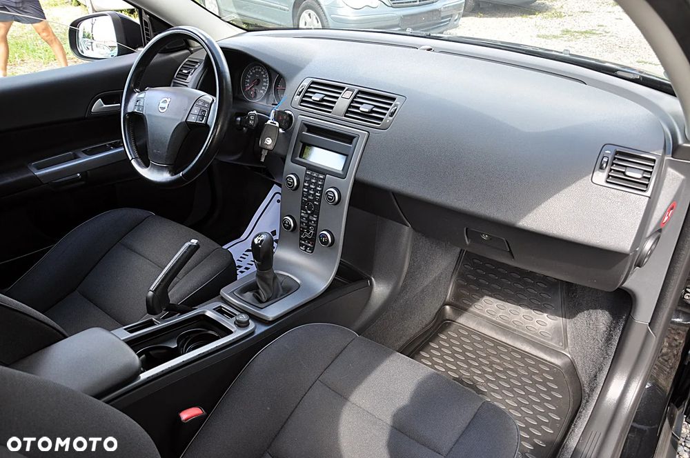 Volvo C30 1.6D Momentum - 20