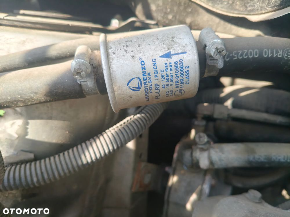 Toyota Auris ver-1-8-hsd-luna - 28