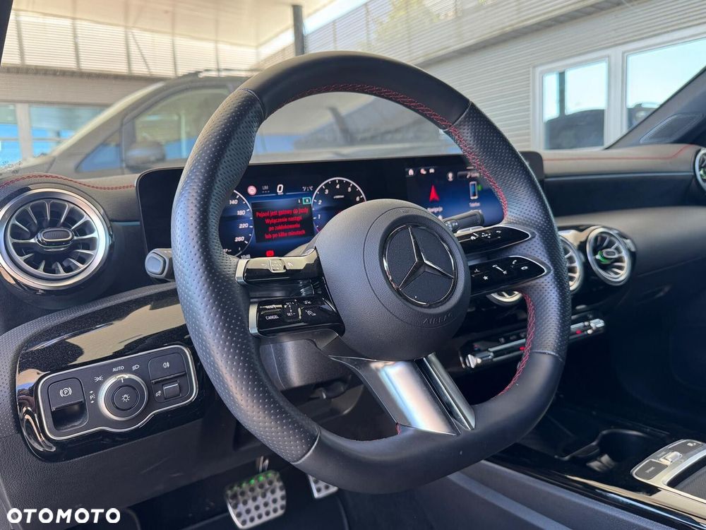 Mercedes-Benz CLA - 14