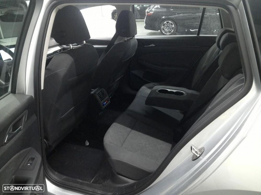 VW Golf Variant 2.0 TDi Life - 4