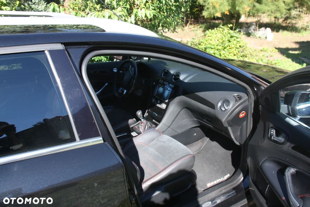 Ford Mondeo 2.5 Titanium S - 11