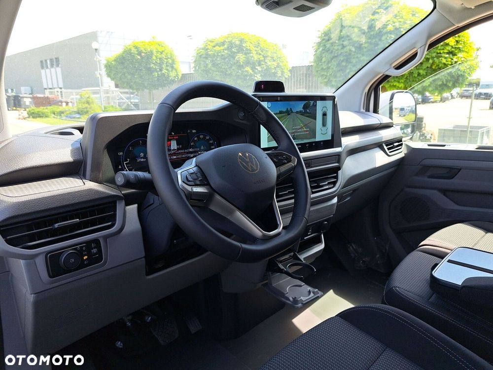 Volkswagen Transporter Furgon L2 TDI automat / leasing 104,9% - 23