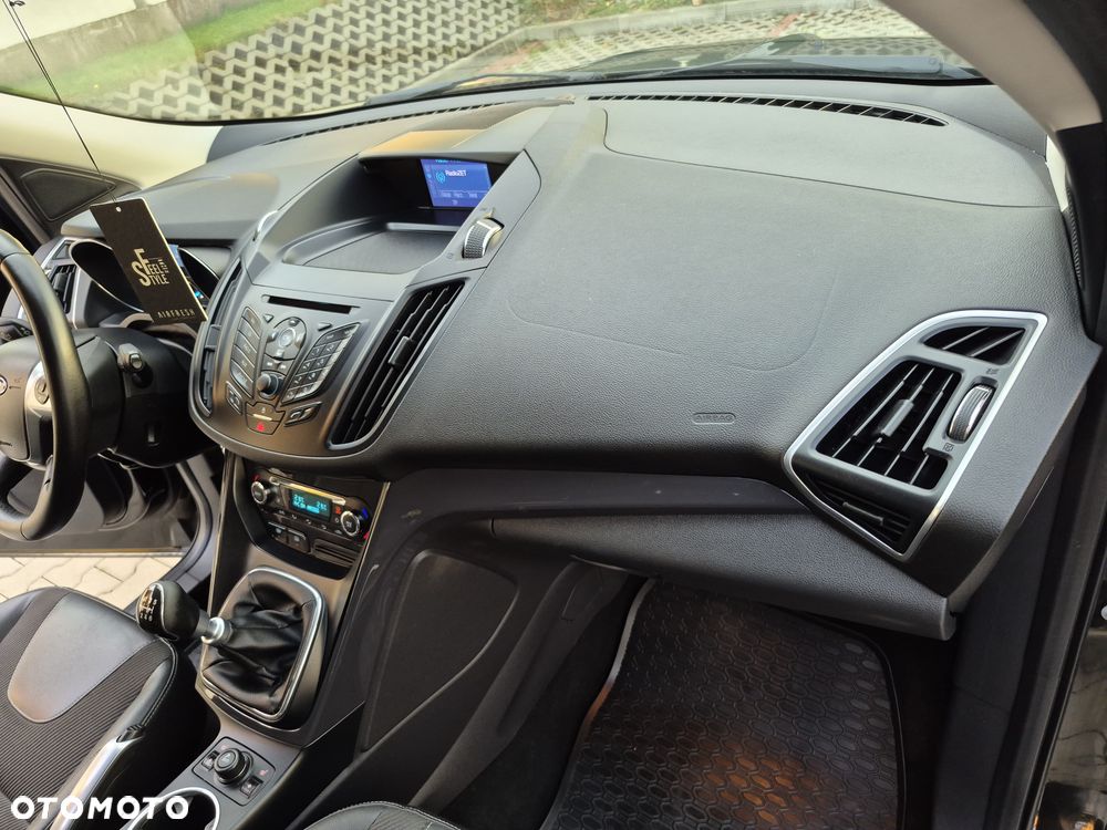 Ford Kuga - 21