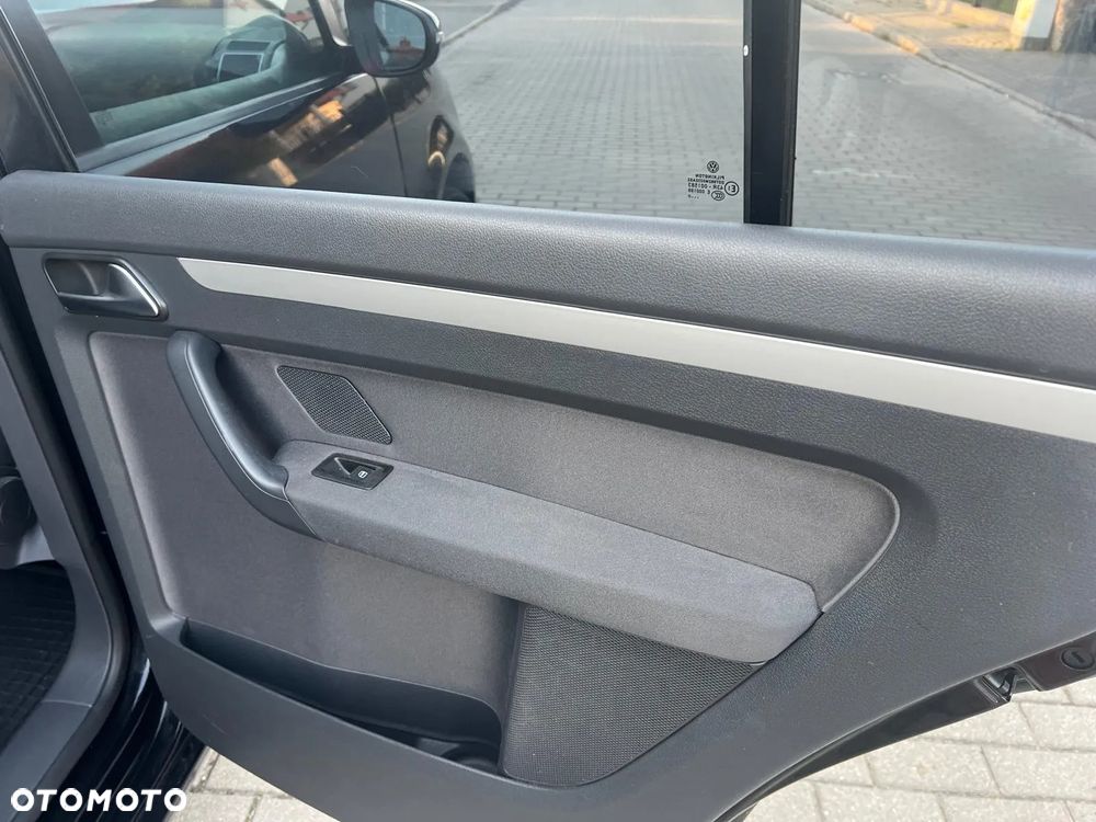Volkswagen Touran 1.2 TSI Comfortline - 20
