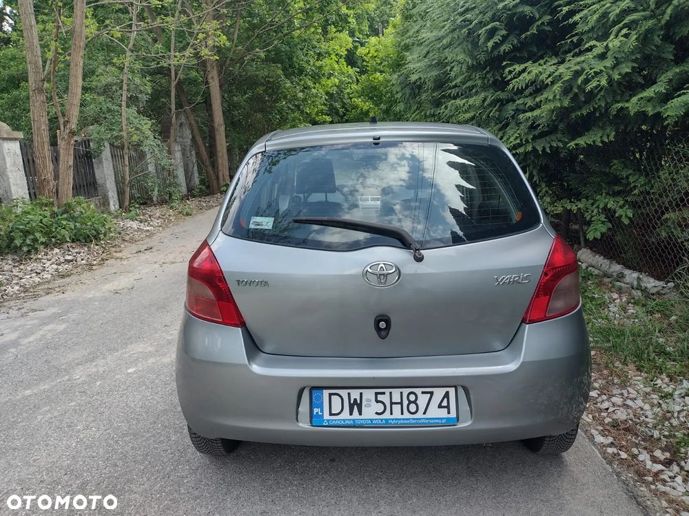 Toyota Yaris 1.0 Luna - 3