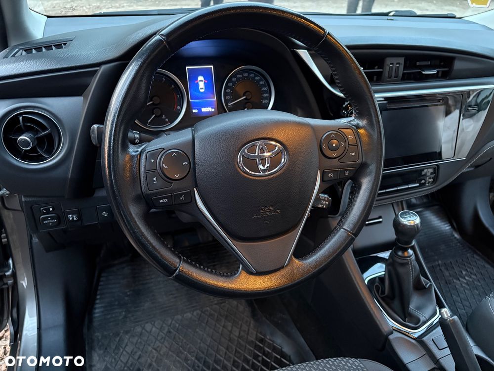 Toyota Corolla 1.6 Premium EU6 - 6