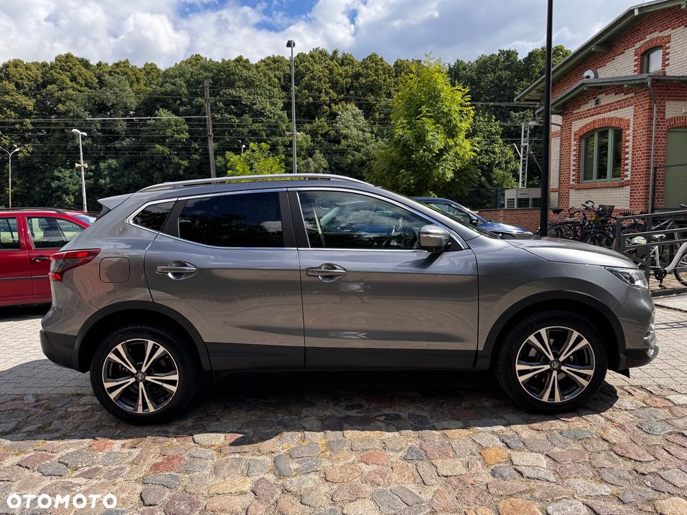Nissan Qashqai 1.2 DIG-T Visia EU6 - 10