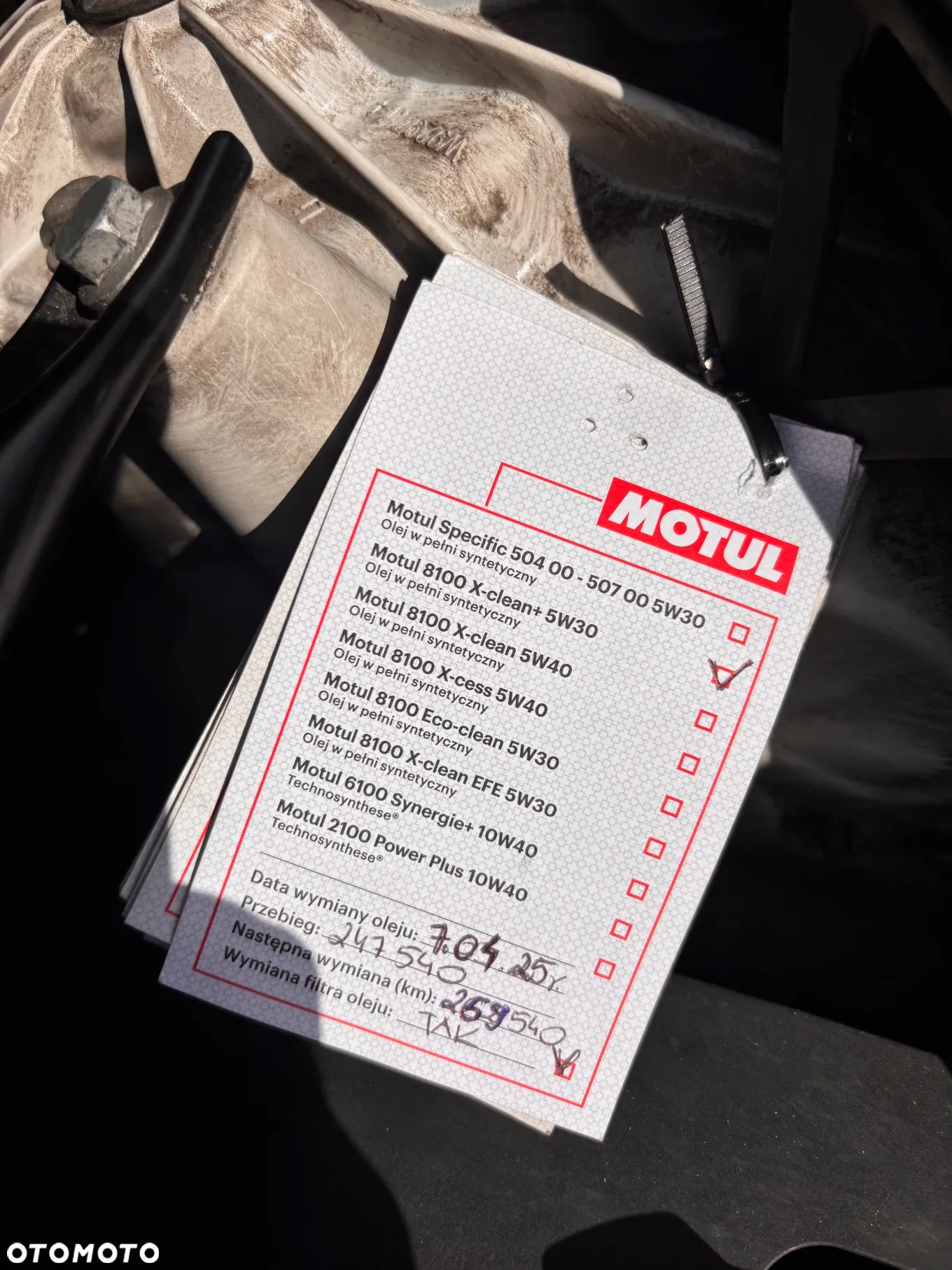 BMW Seria 5 518d - 24